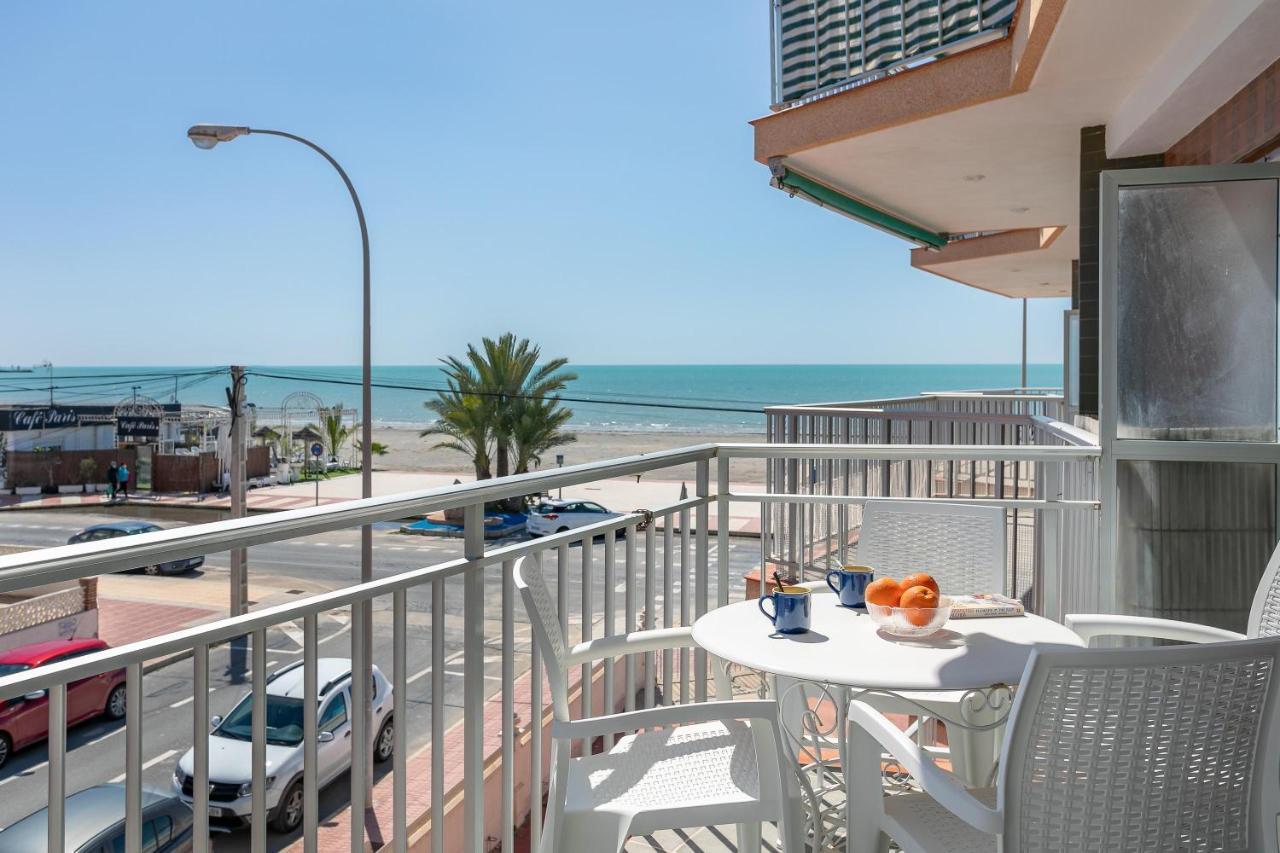 Apartment With Stunning Sea Views Санта Пола Екстериор снимка
